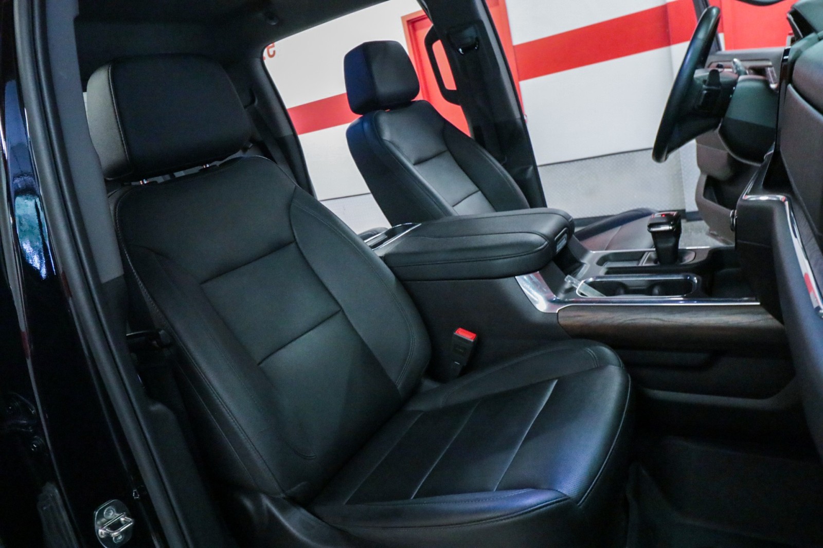 Used Car 2024 Gmc Sierra 1500  Slt For Sale Under $50,000 In Austin, Texas