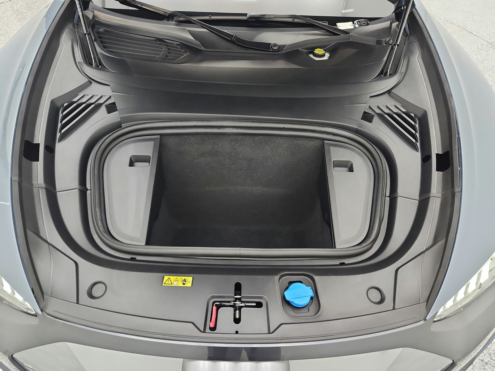 Used 2022 Kemora Gray Metallic Audi Premium Plus quattro image 16