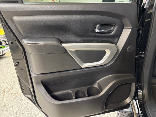 2018 Nissan Titan XD SL 4WD Cummins in , 