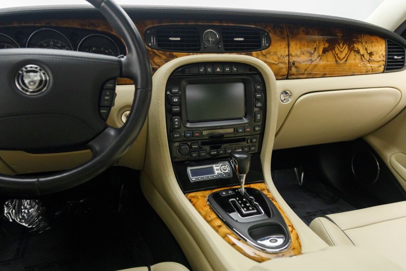 2007 Jaguar XJR XJR in , 