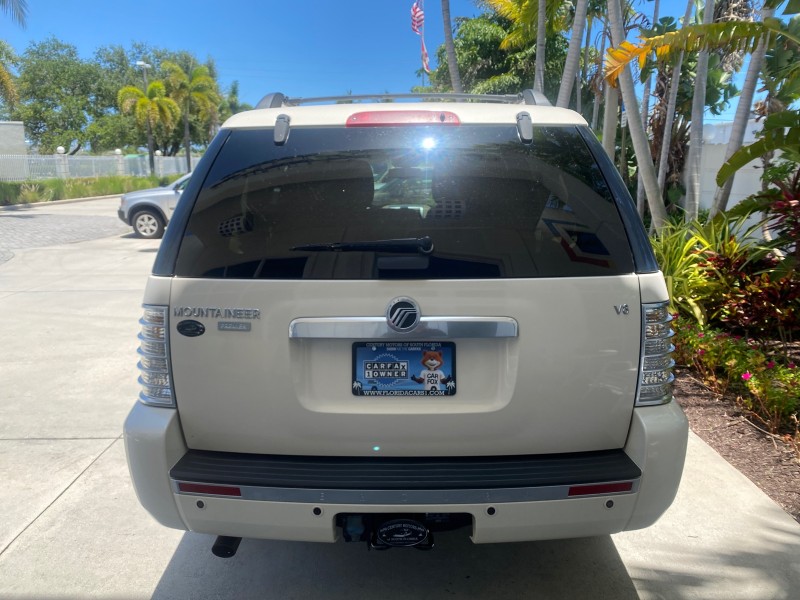 2007 Mercury Mountaineer SUV Premier 1 OWNER in ,