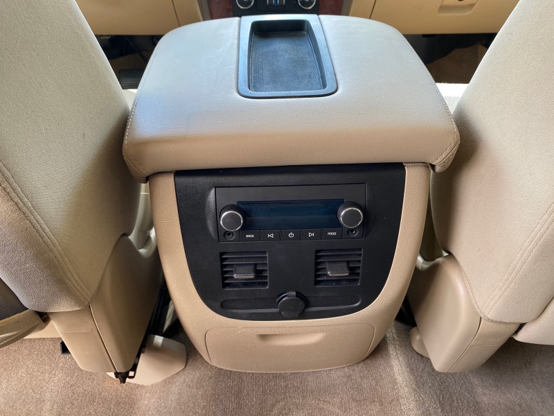 2009 Chevrolet Avalanche LT PU LOW MILES 58,696 in ,