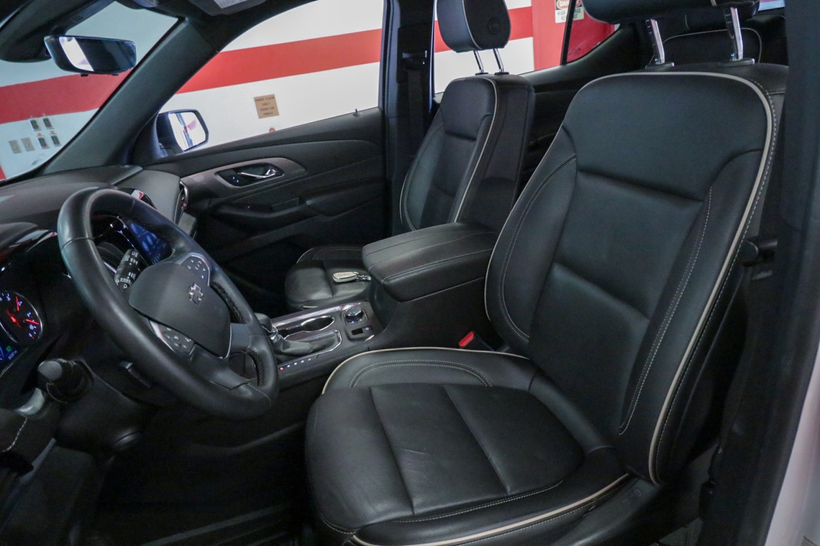 Used Car 2023 Chevrolet Traverse  Premier For Sale Under $30,000 In Austin, Texas