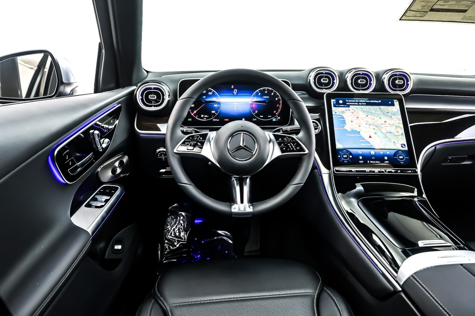 New 2026 Cirrus Silver Metallic Mercedes-Benz GLC 300 image 4