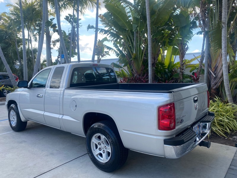 2006 Dodge Dakota SLT CLUB CAB LOW MILES 55,990 in , 