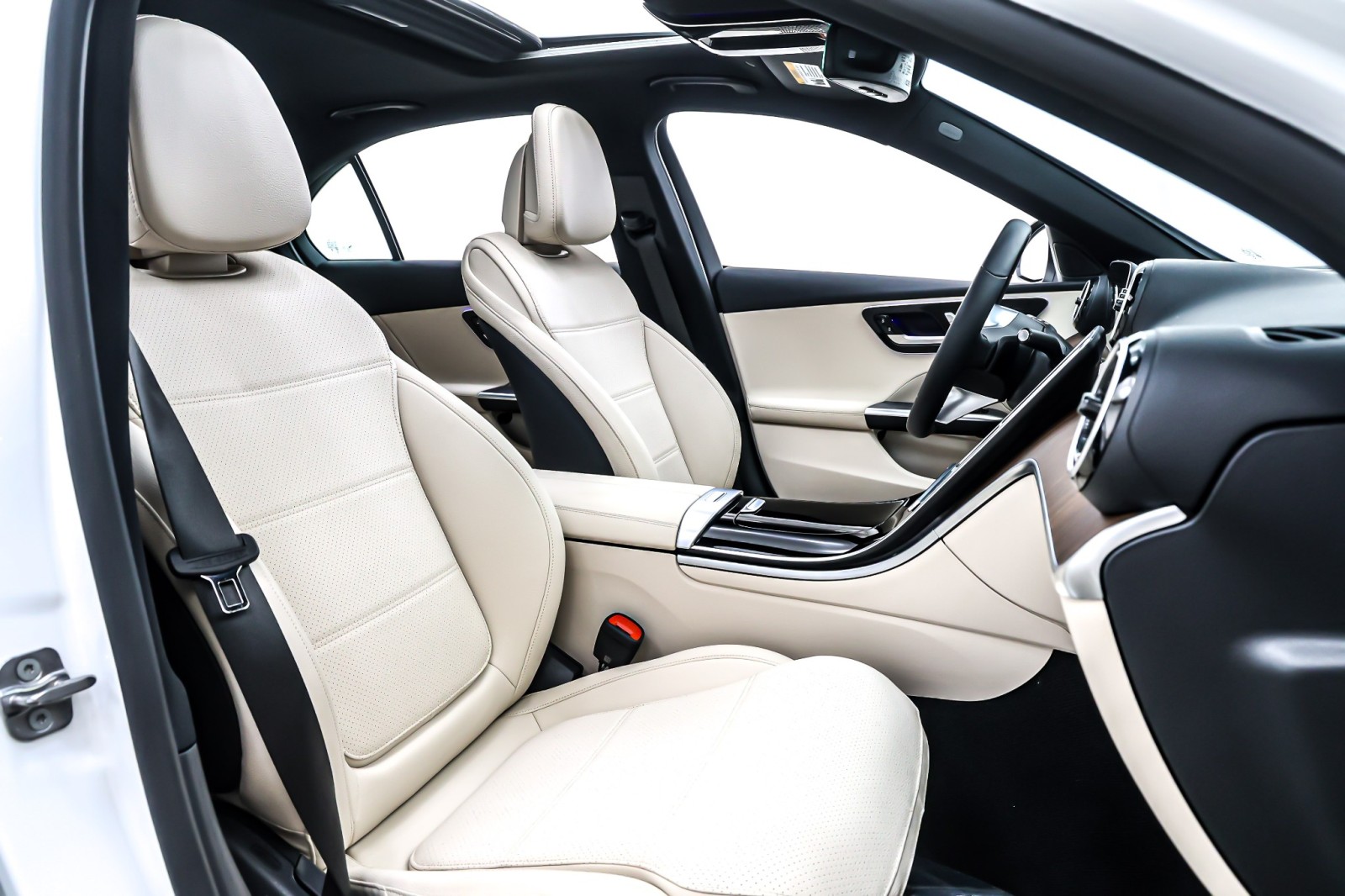 Certified Used 2025 Polar White Mercedes-Benz C 300 Sedan image 9