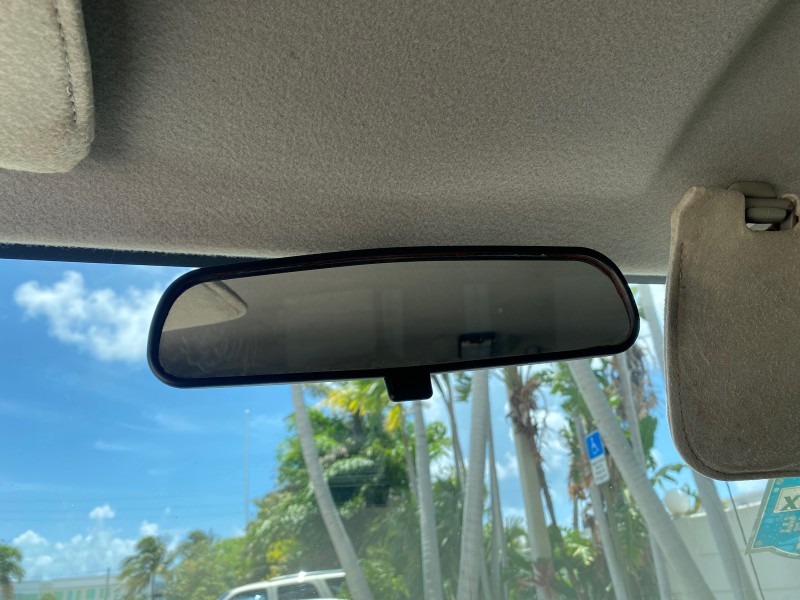 2004 Nissan Frontier 2WD XE LOW MILES 70,694 PU in , 