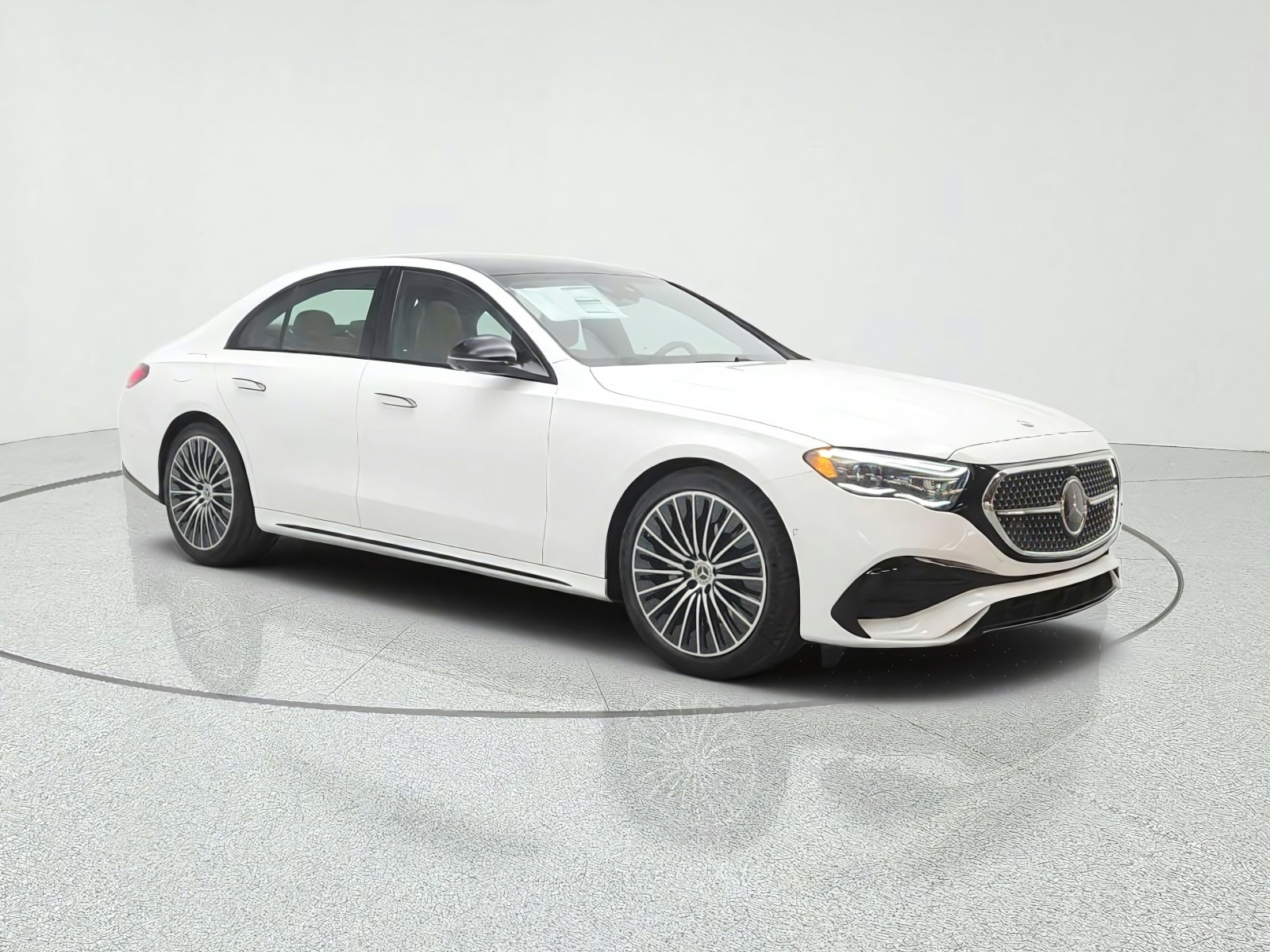 New 2027 Polar White Mercedes-Benz E 350 RWD Sedan image 3