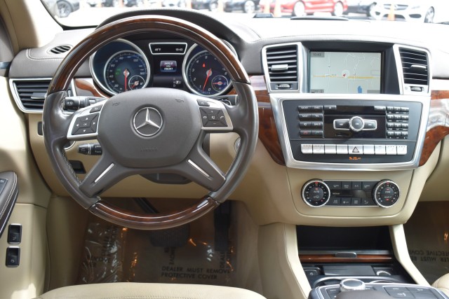 2016 Mercedes-Benz GL550 4MATIC AWD Driver Assistance Pkg Panorama Sunroof Power E 14