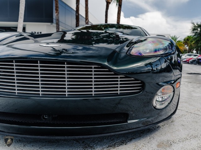 Aston Martin Vanquish