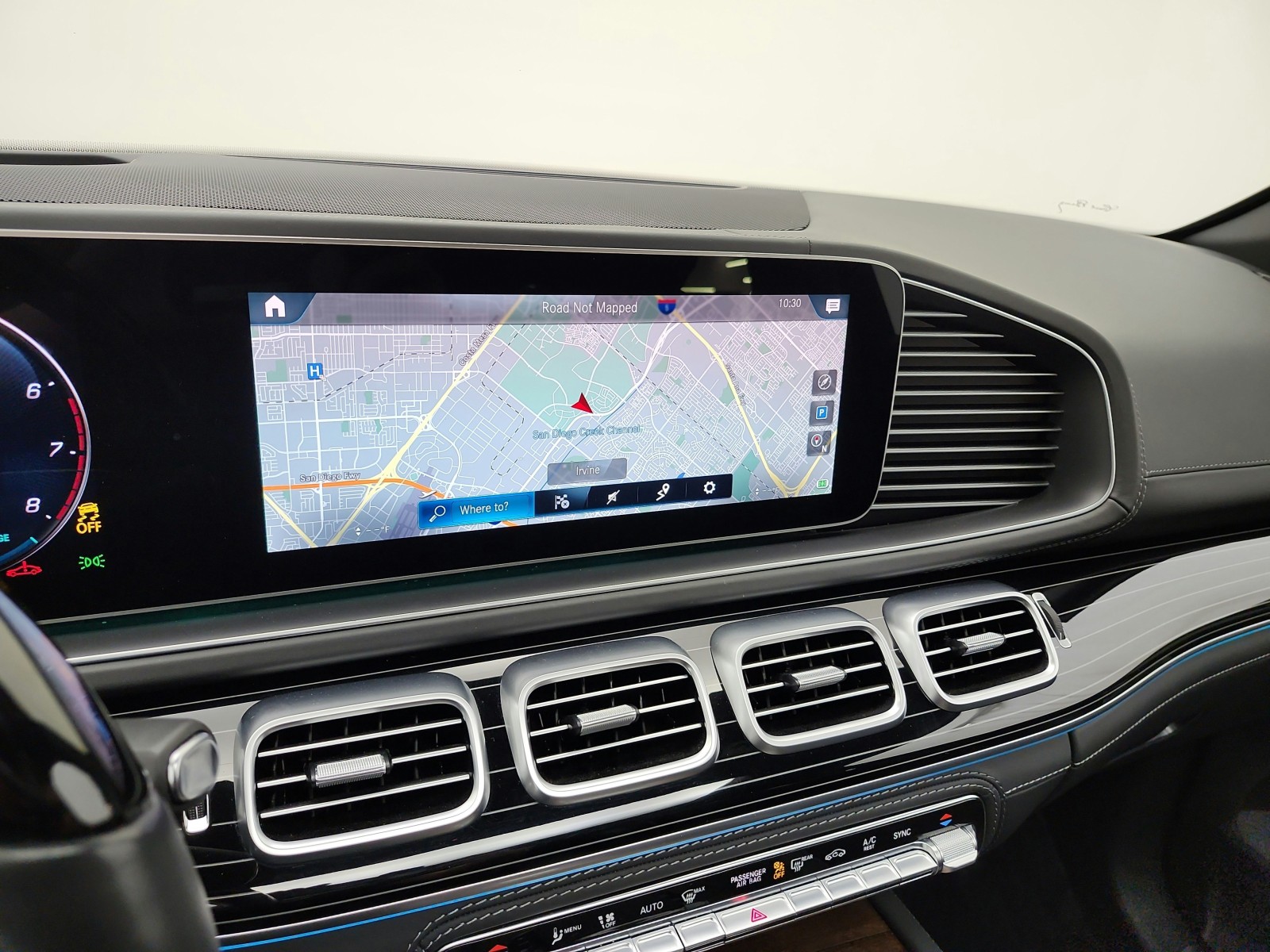 Certified Used 2021 Obsidian Black Metallic Mercedes-Benz Maybach GLS 600 4MATIC® SUV image 14