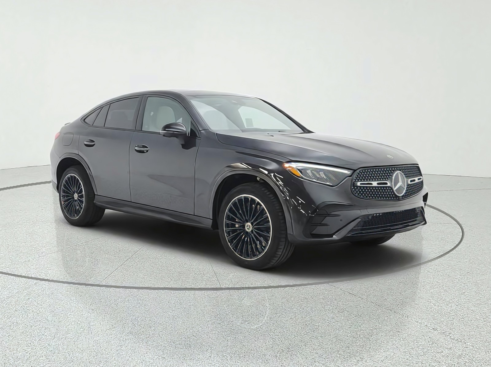 New 2027 Graphite Grey Metallic Mercedes-Benz GLC 300 4MATIC® Coupe image 3