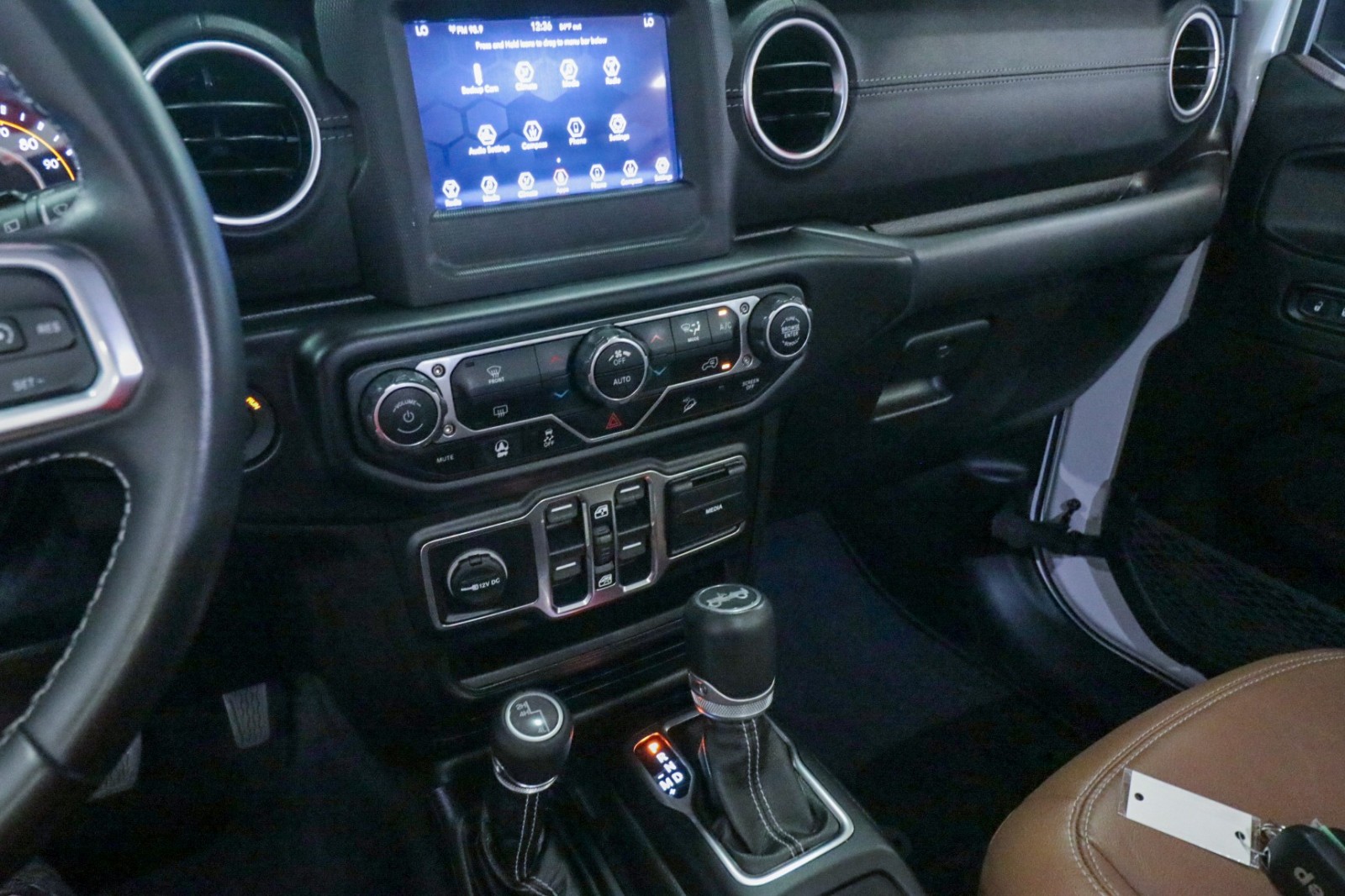 Used Car 2020 Jeep Wrangler Unlimited  Sahara For Sale Under $25,000 In Austin, Texas