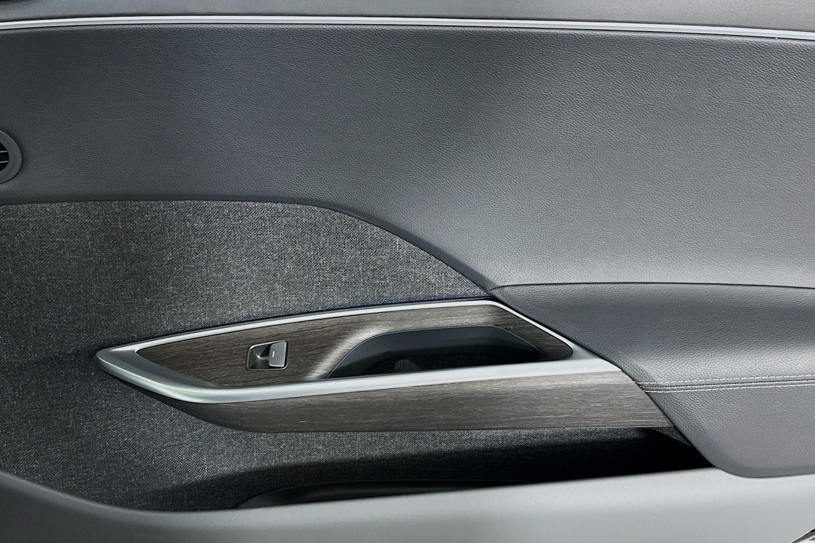 Used 2024 Infinite Black Metallic Lucid Touring image 23