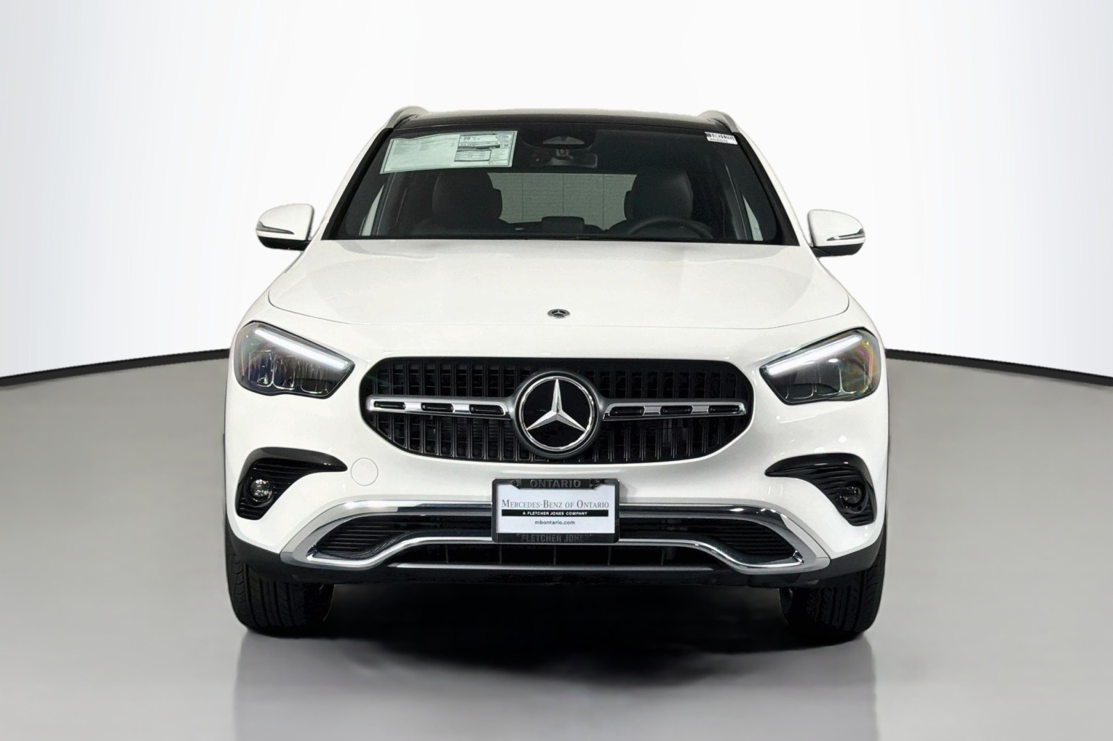 New 2026 Polar White Mercedes-Benz GLA 250 SUV image 2