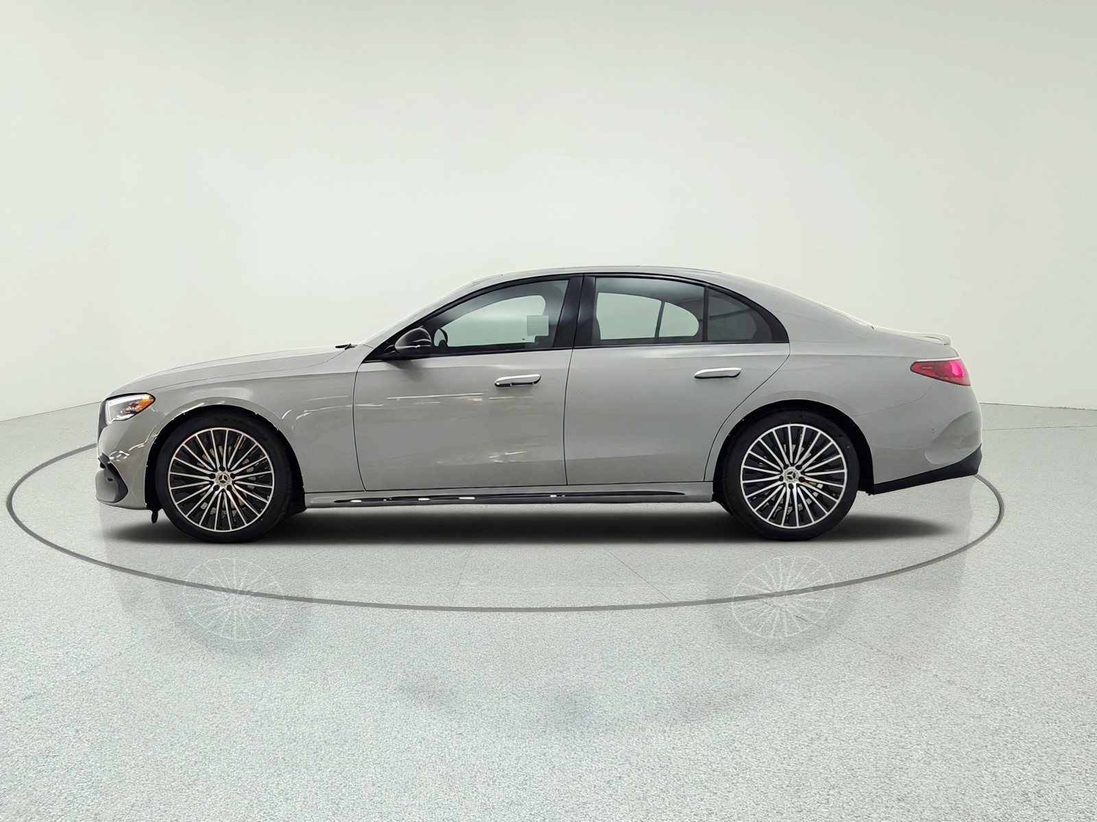New 2026 MANUFAKTUR Alpine Grey Mercedes-Benz E 350 RWD Sedan image 8