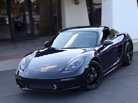 2019  718 Cayman  in , 