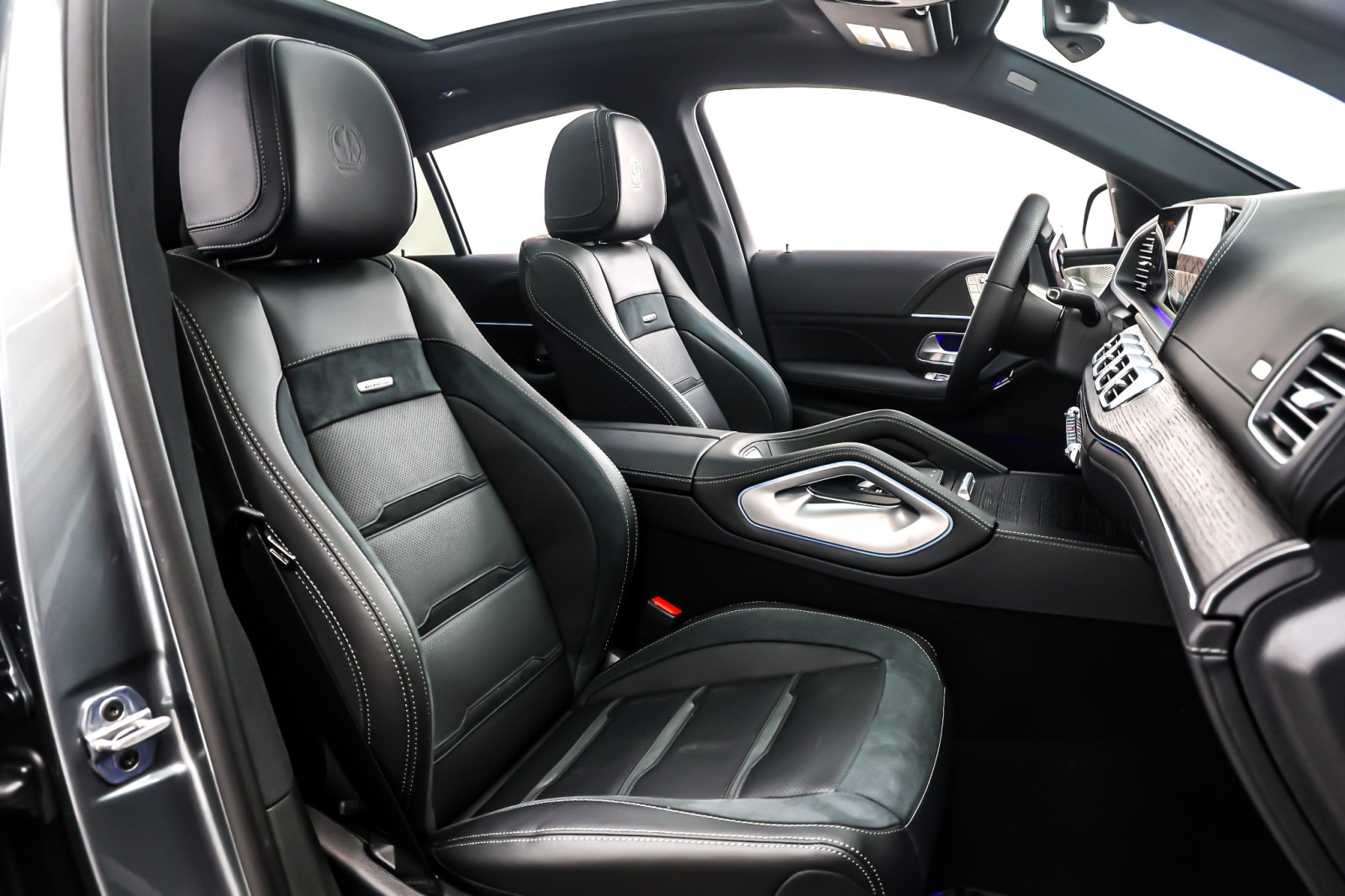 New 2026 Selenite Grey Metallic Mercedes-Benz AMG® GLE 53 image 7