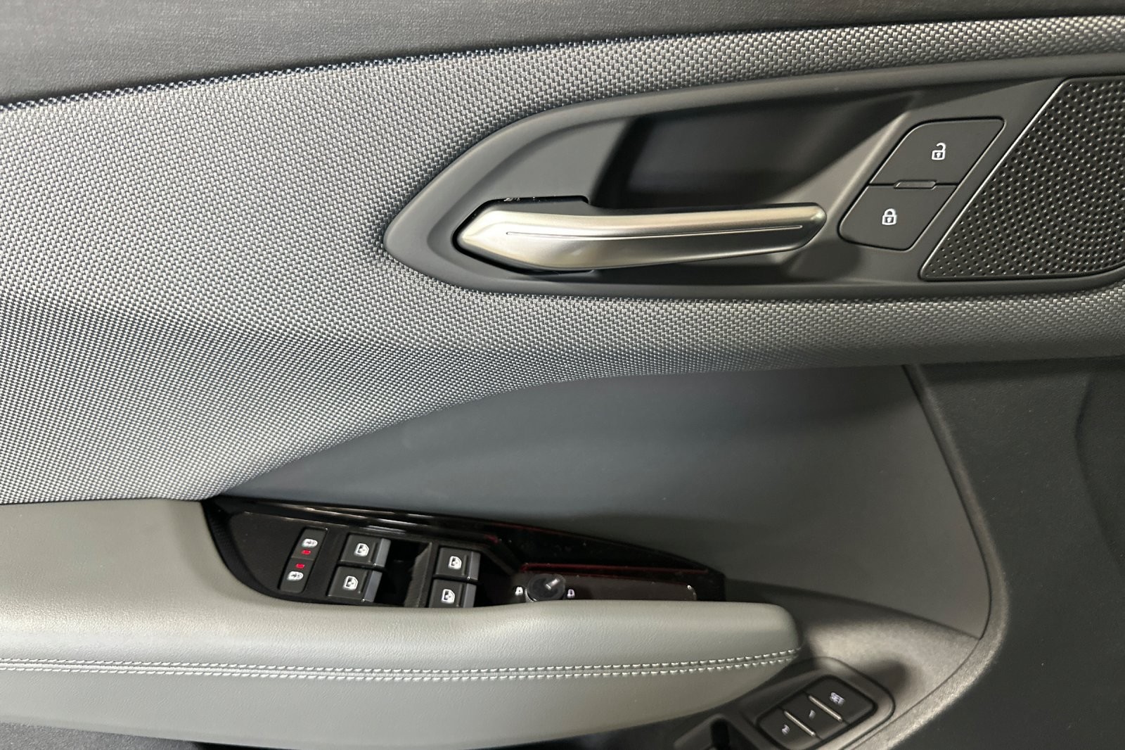 New 2026 Arkona White Audi S line quattro image 10