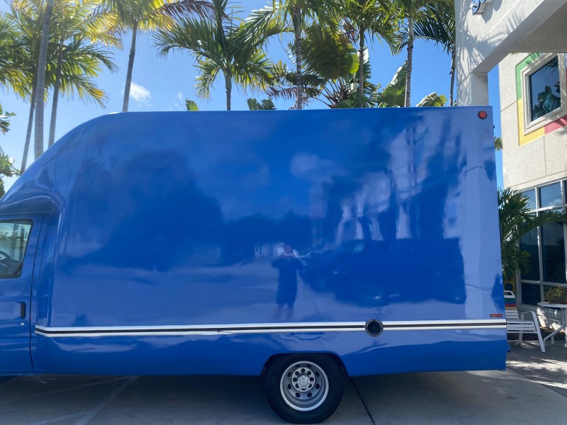 2006 Ford Econoline Commercial Cutaway LOW MILES 27,641 1 OWNER in , 