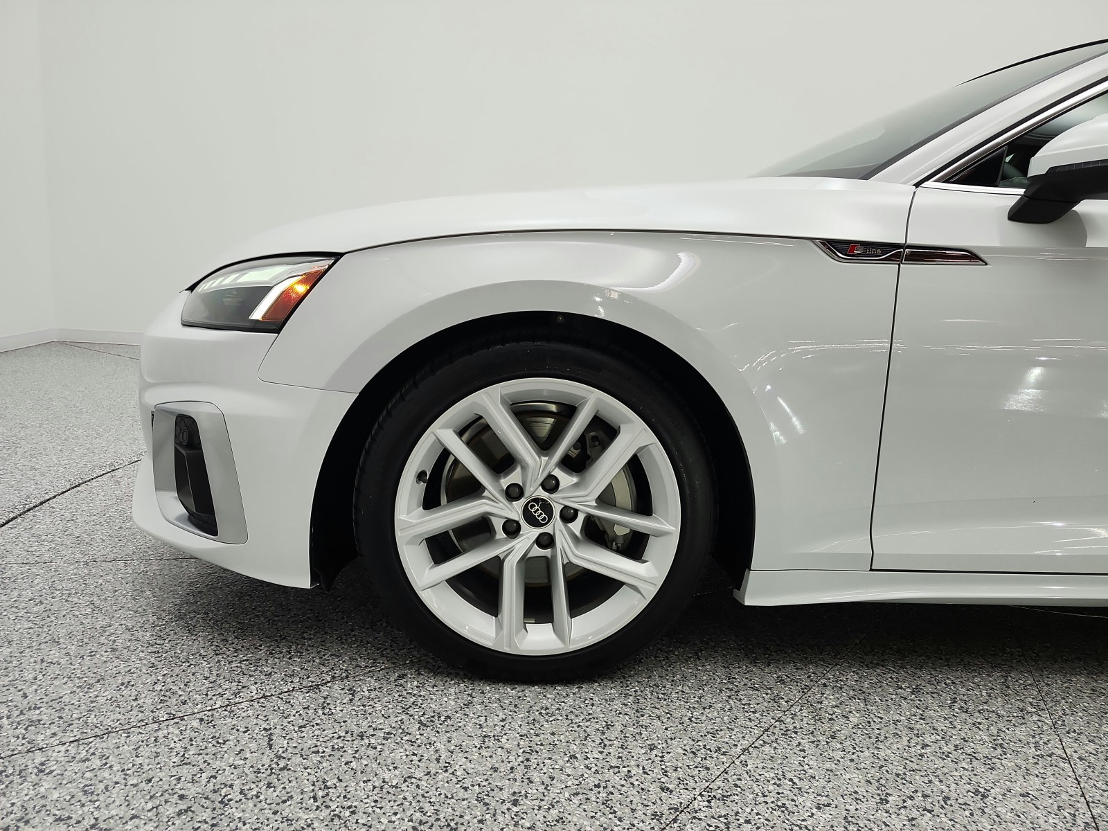 Used 2023 Glacier White Metallic Audi S line Premium image 30
