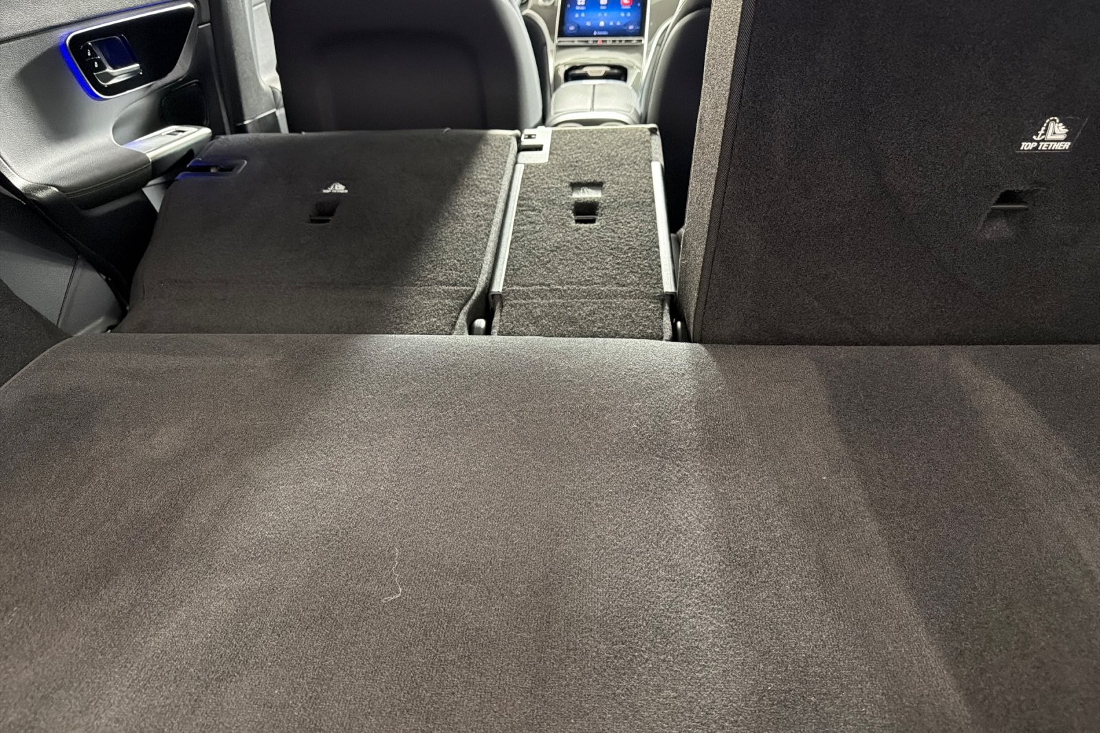 Used 2025 Black Mercedes-Benz GLC 300 SUV image 14