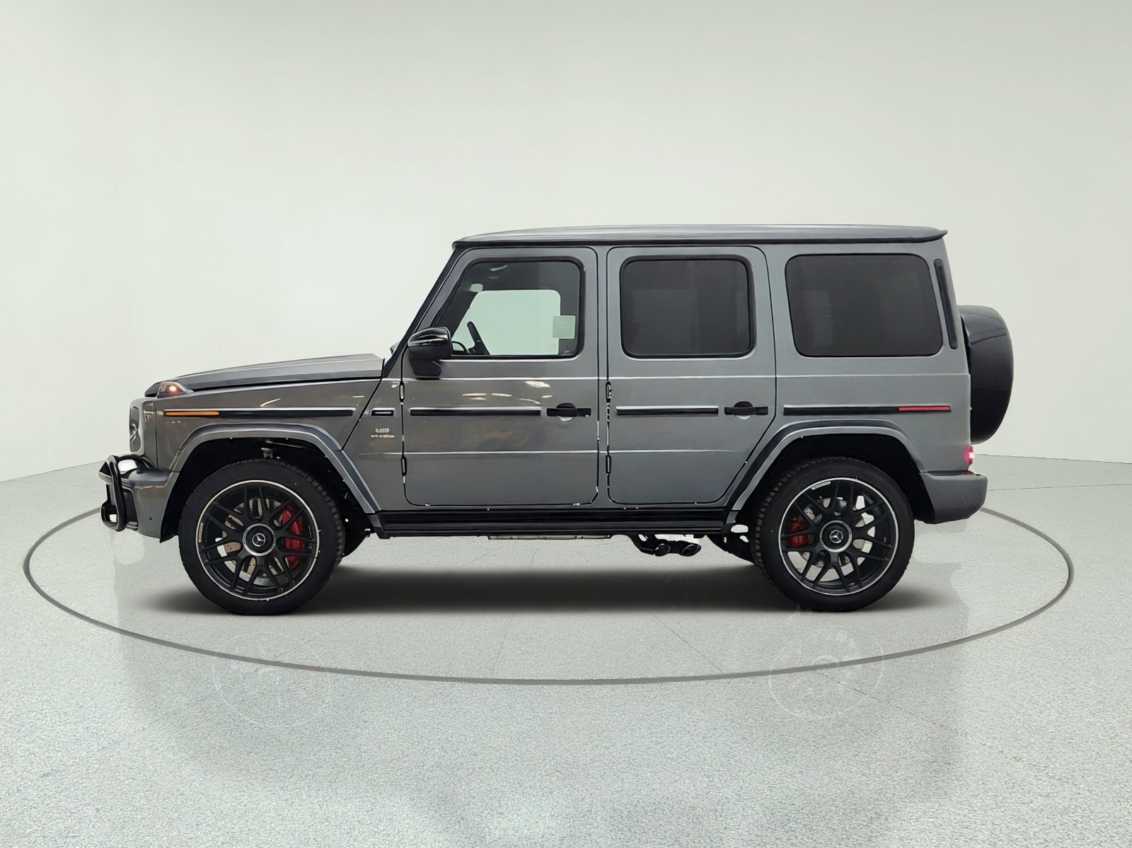 New 2027 Selenite Grey Metallic Mercedes-Benz AMG® G 63 SUV image 8