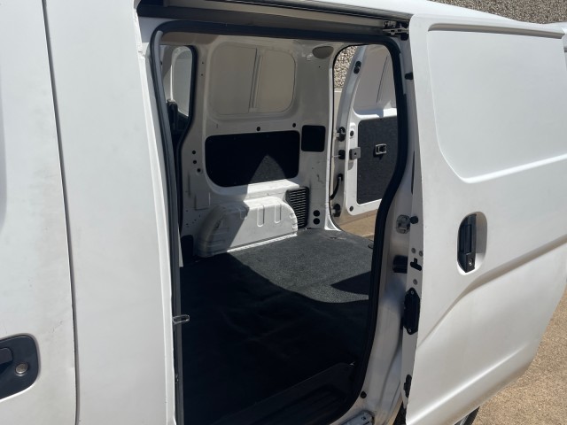 2017 Nissan NV200 Compact Cargo S 20
