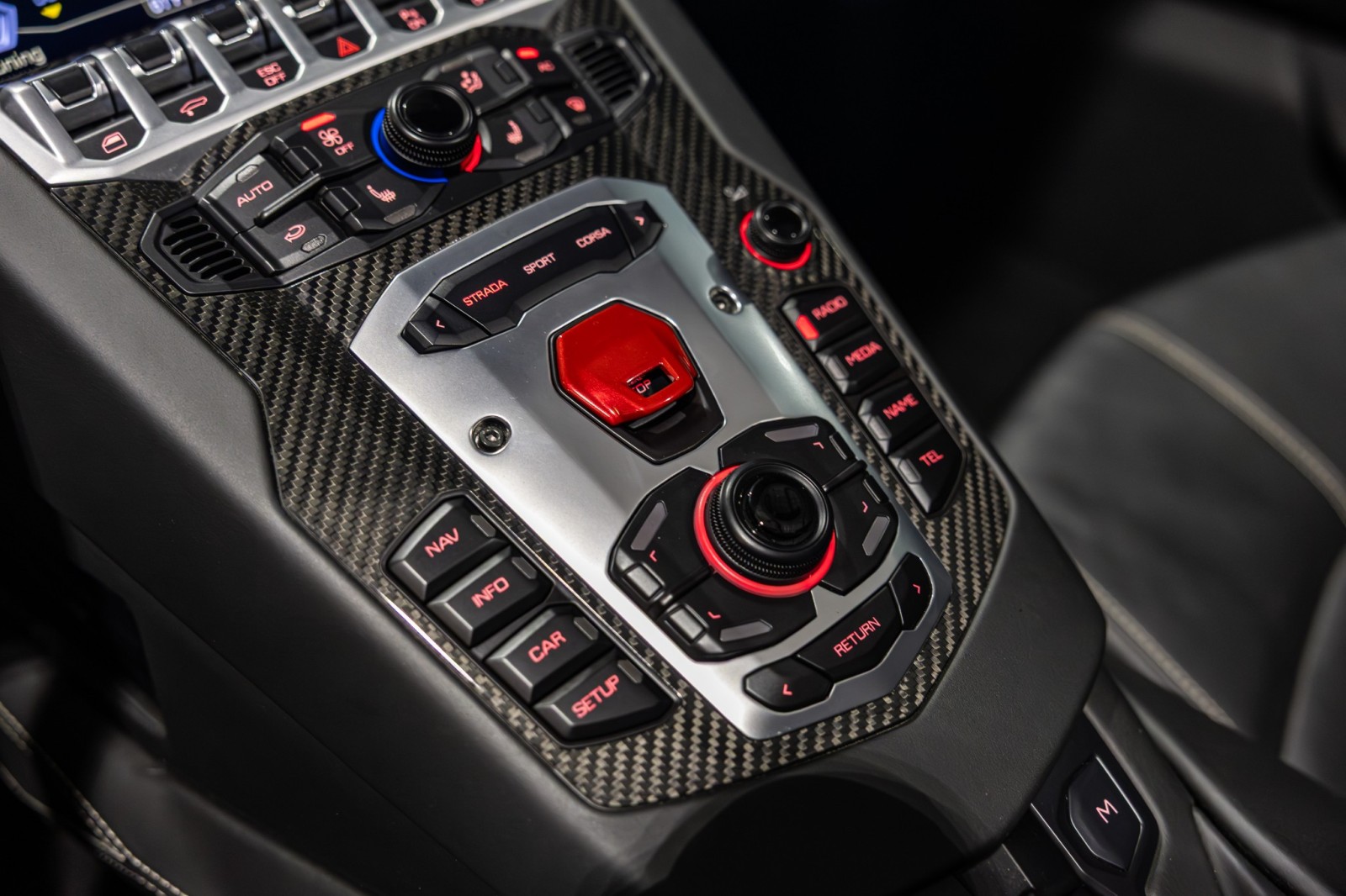 Used Car 2014 Lamborghini Aventador  Roadster - Grigio Antares Metallic - Transparent Engine Bonnet - Sensonum Sound System For Sale Under $440,000 In Boerne, Texas