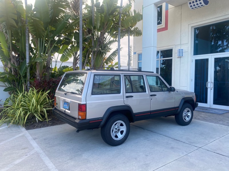 1996 Jeep Cherokee Sport FL LOW MILES 77,388 4WD 4.0 6 CYL in , 