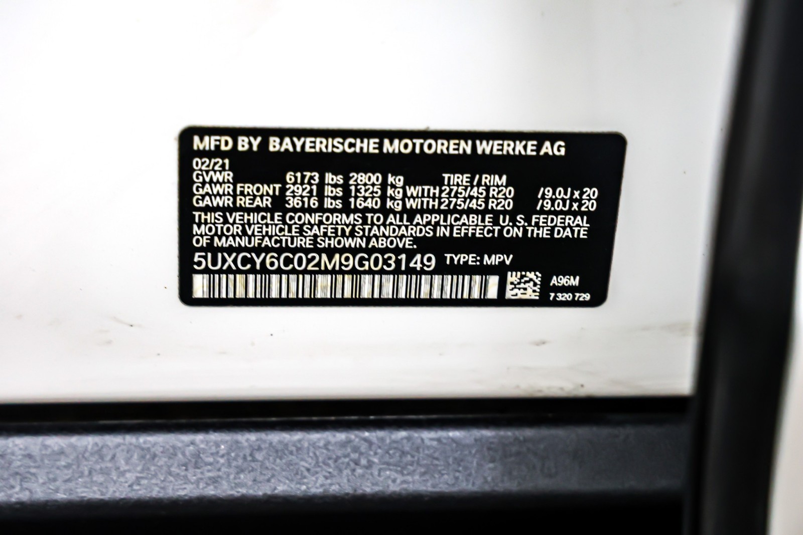 Used 2021 Mineral White Metallic BMW xDrive40i Sports Activity Coupe image 25