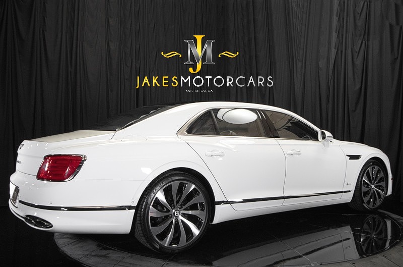 2024 Bentley Flying Spur AZURE V8 ($281,935 MSRP) *MULLINER* *ONLY 970 MILES* in , 