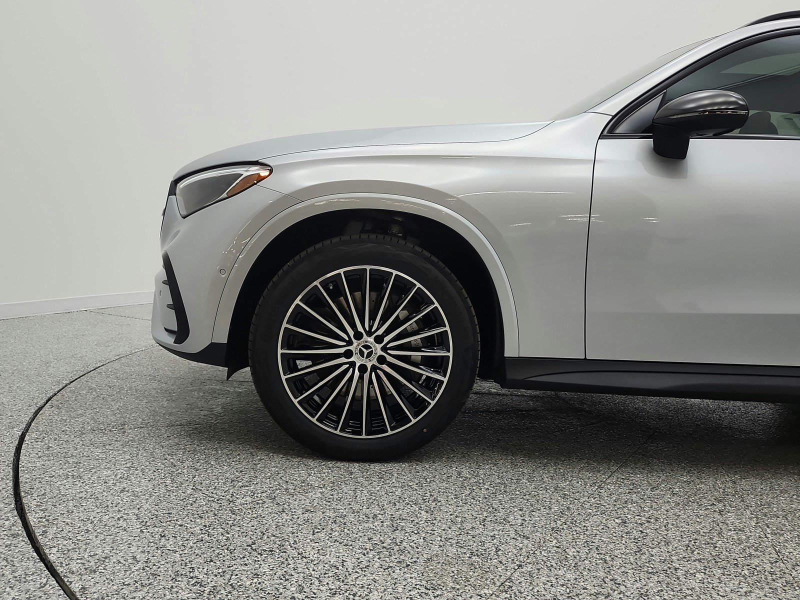 New 2026 Cirrus Silver Metallic Mercedes-Benz GLC 300 image 16