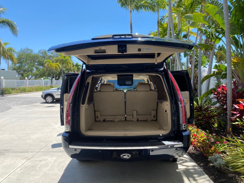 2007 Cadillac Escalade ESV SUNROOF AWD LOW MILES 47,118 in , 