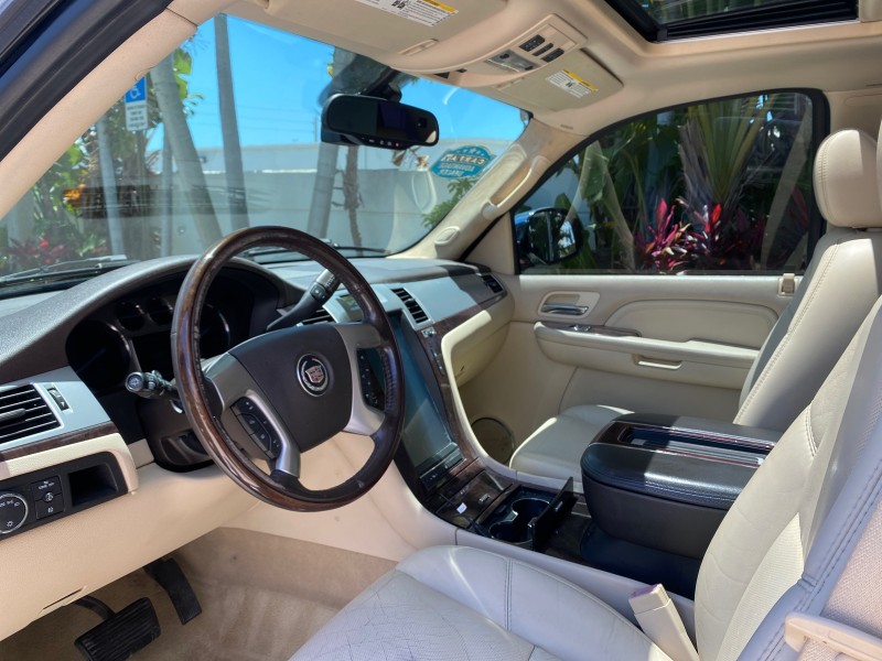 2007 Cadillac Escalade ESV SUNROOF AWD LOW MILES 47,118 in , 