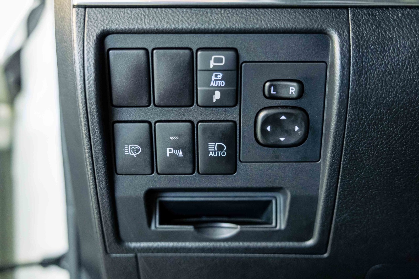 Used Car 2018 Toyota Land Cruiser  For Sale Under $70,000 In Boerne, Texas