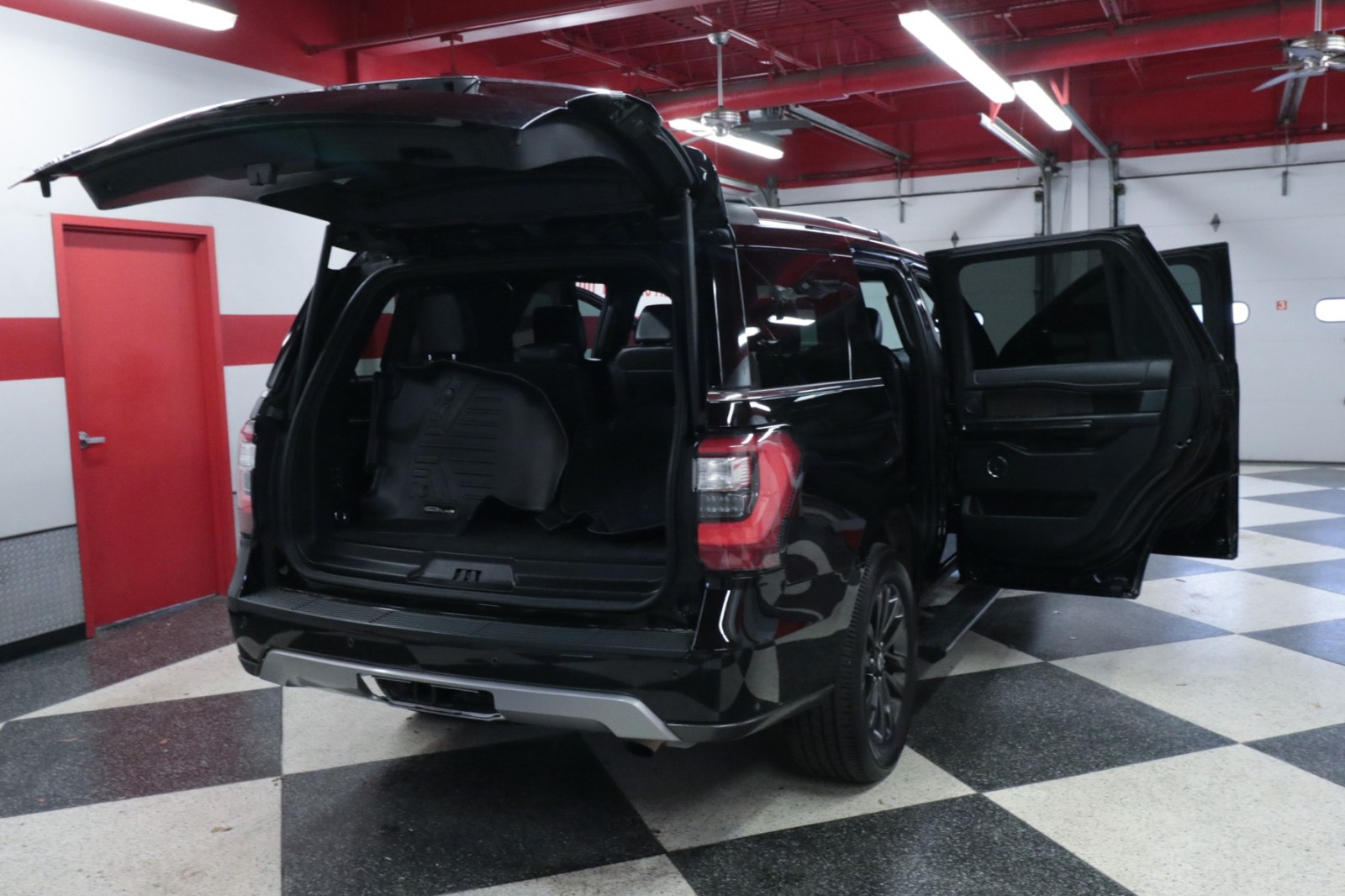 Used Car 2021 Ford Expedition  Limited For Sale Under $35,000 In Austin, Texas