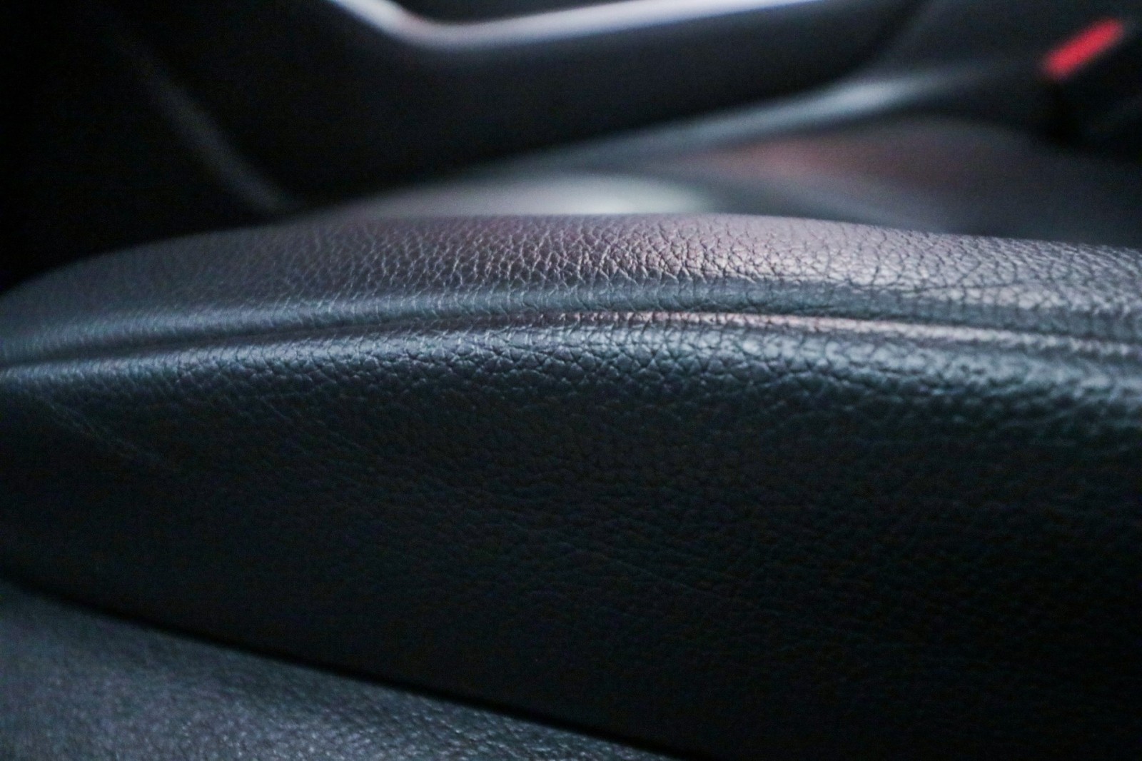 Used Car 2022 Toyota Highlander  Xle For Sale Under $35,000 In Austin, Texas