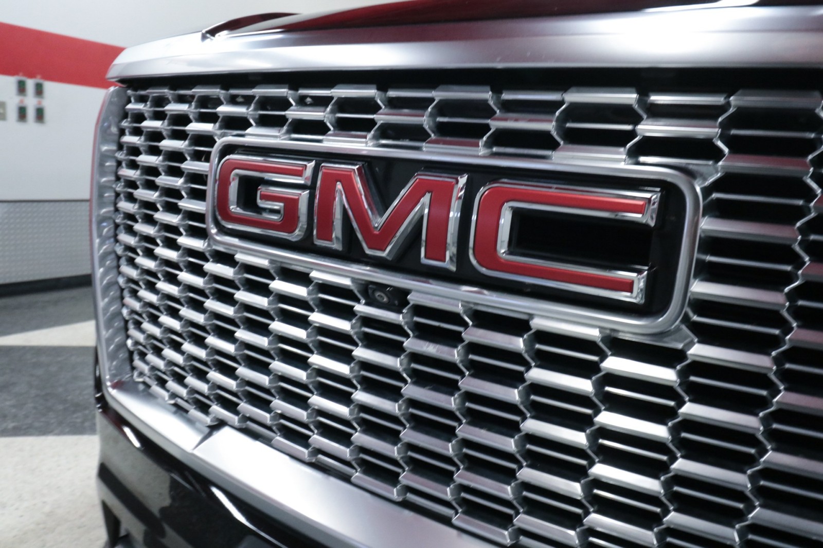 Used Car 2022 Gmc Yukon Xl  Denali For Sale Under $60,000 In Austin, Texas