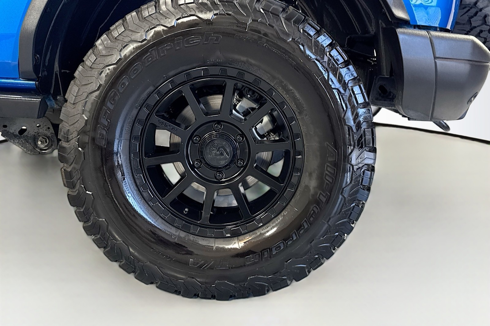 Used 2021 Velocity Blue Metallic Ford Black Diamond image 28