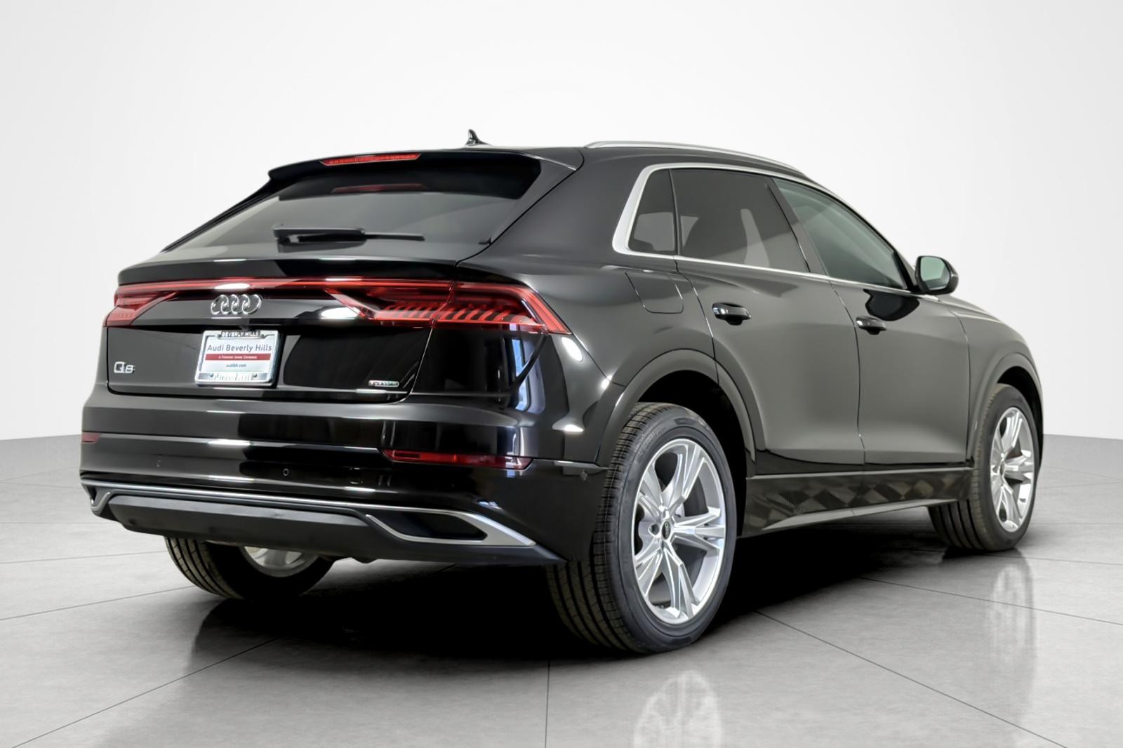 Used 2023 Mythos Black Metallic Audi Premium 55 TFSI quattro image 5