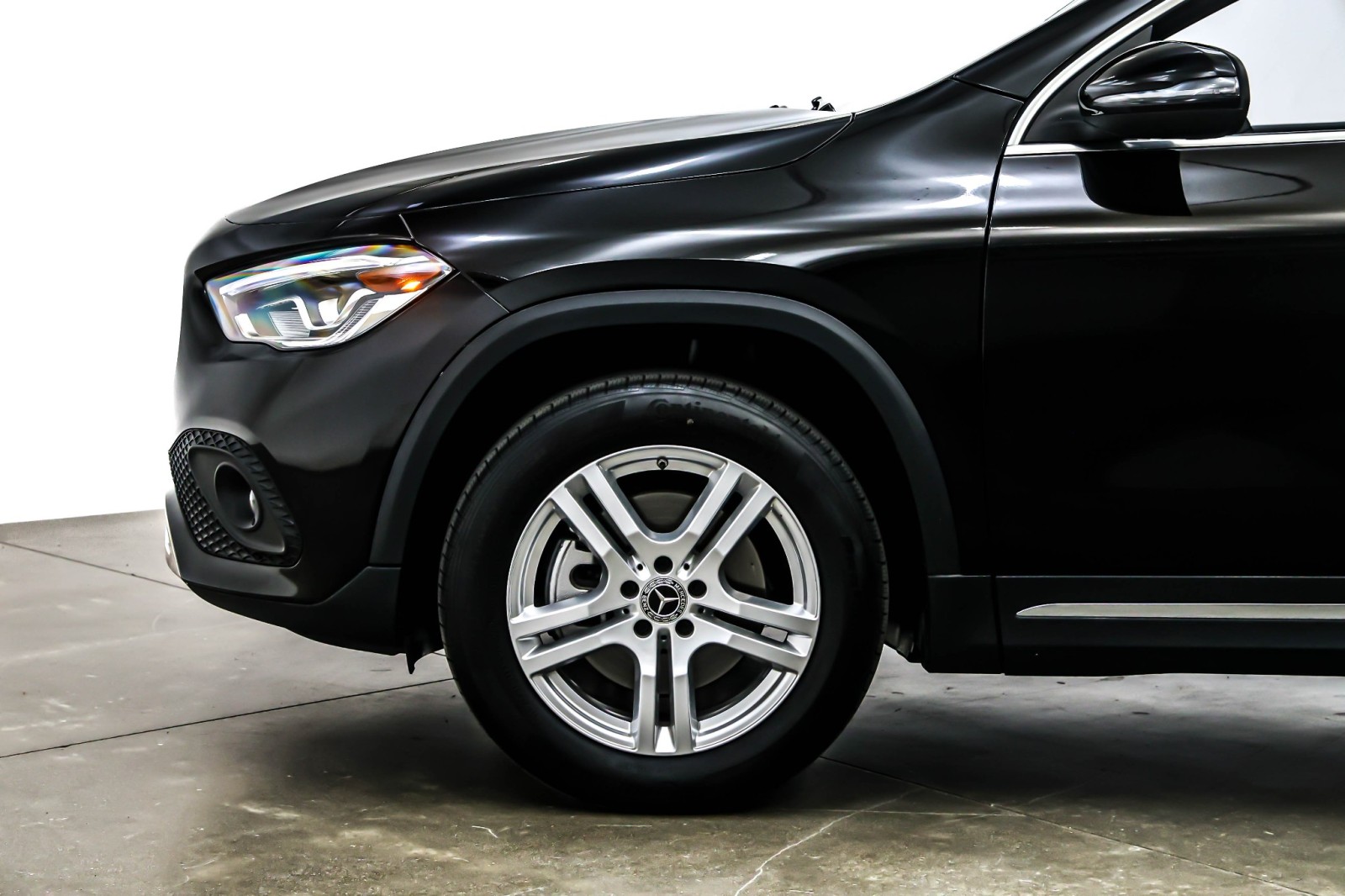 Certified Used 2023 Night Black Mercedes-Benz GLA 250 SUV image 11