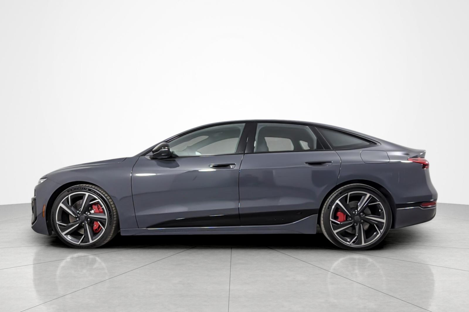New 2027 Magnet Gray Audi Premium Plus quattro image 3