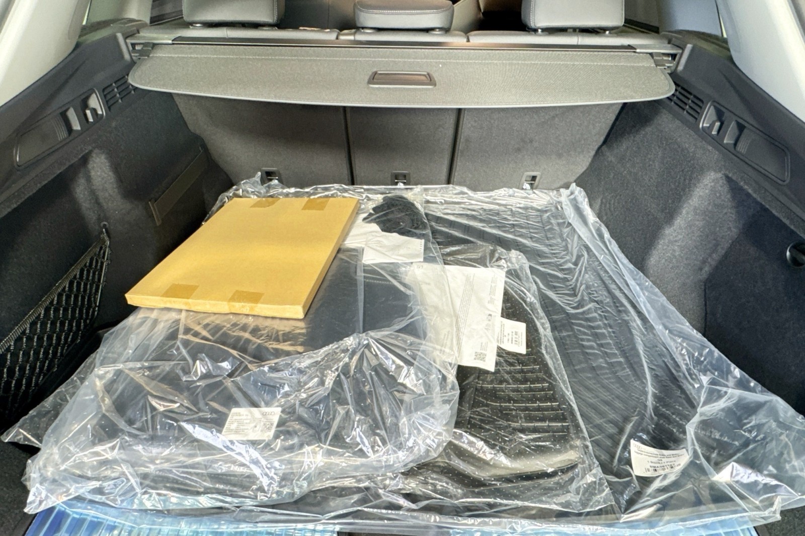 New 2025 Mythos Black Metallic Audi Premium Plus 2.0 TFSI quattro image 23