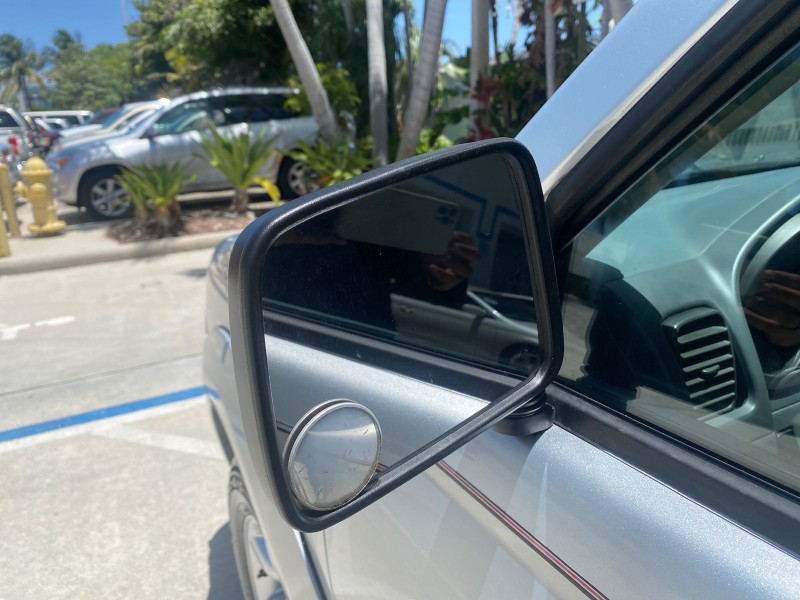 2002 Nissan Frontier 2WD XE XCAB 5 SPD AC 4 CYL in ,