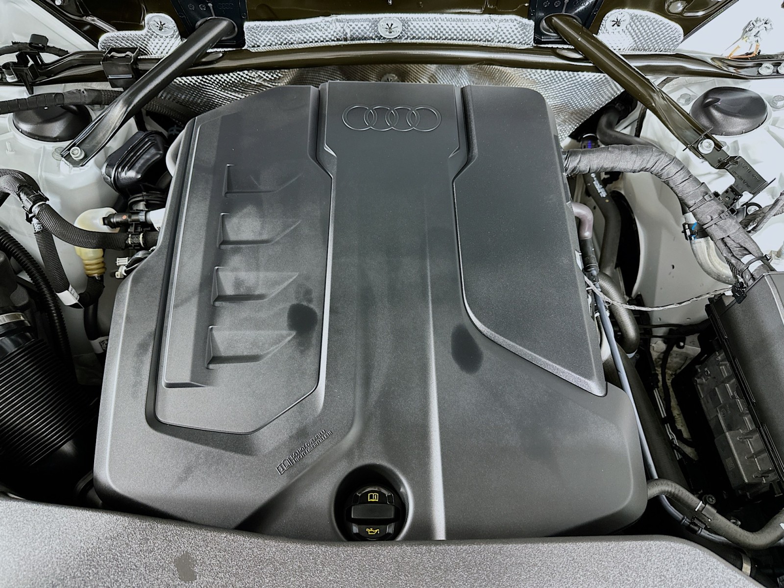 Used 2025 Glacier White Metallic Audi Premium Plus image 13