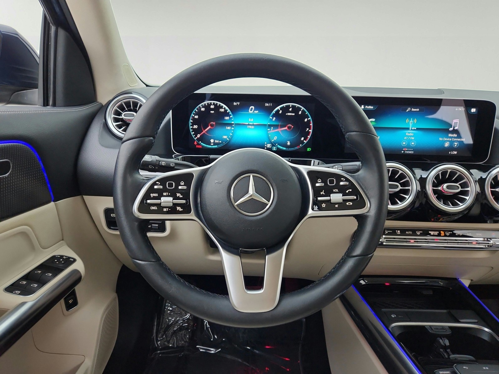 Used 2021 Denim Blue Metallic Mercedes-Benz GLA 250 image 21