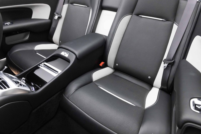 2019 Rolls-Royce Dawn  in , 