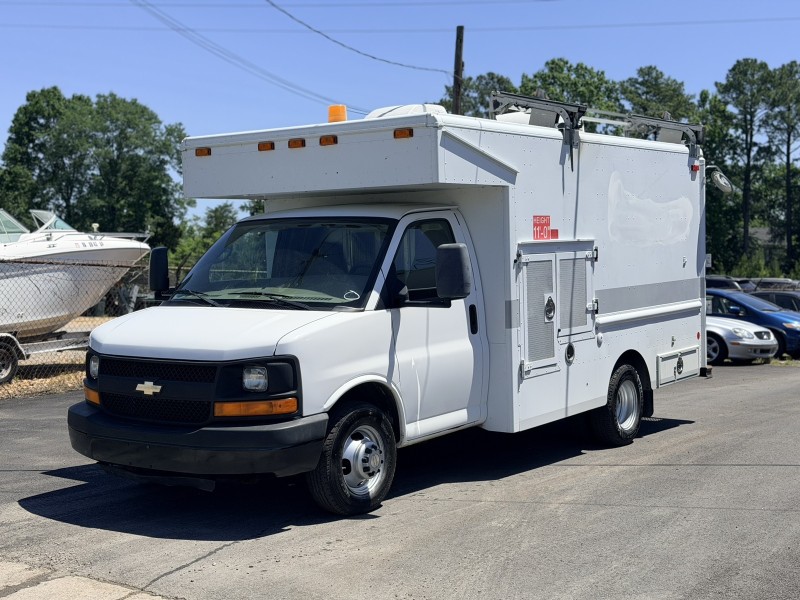 2009 Chevrolet  3500 12'  Mobile Office in , 