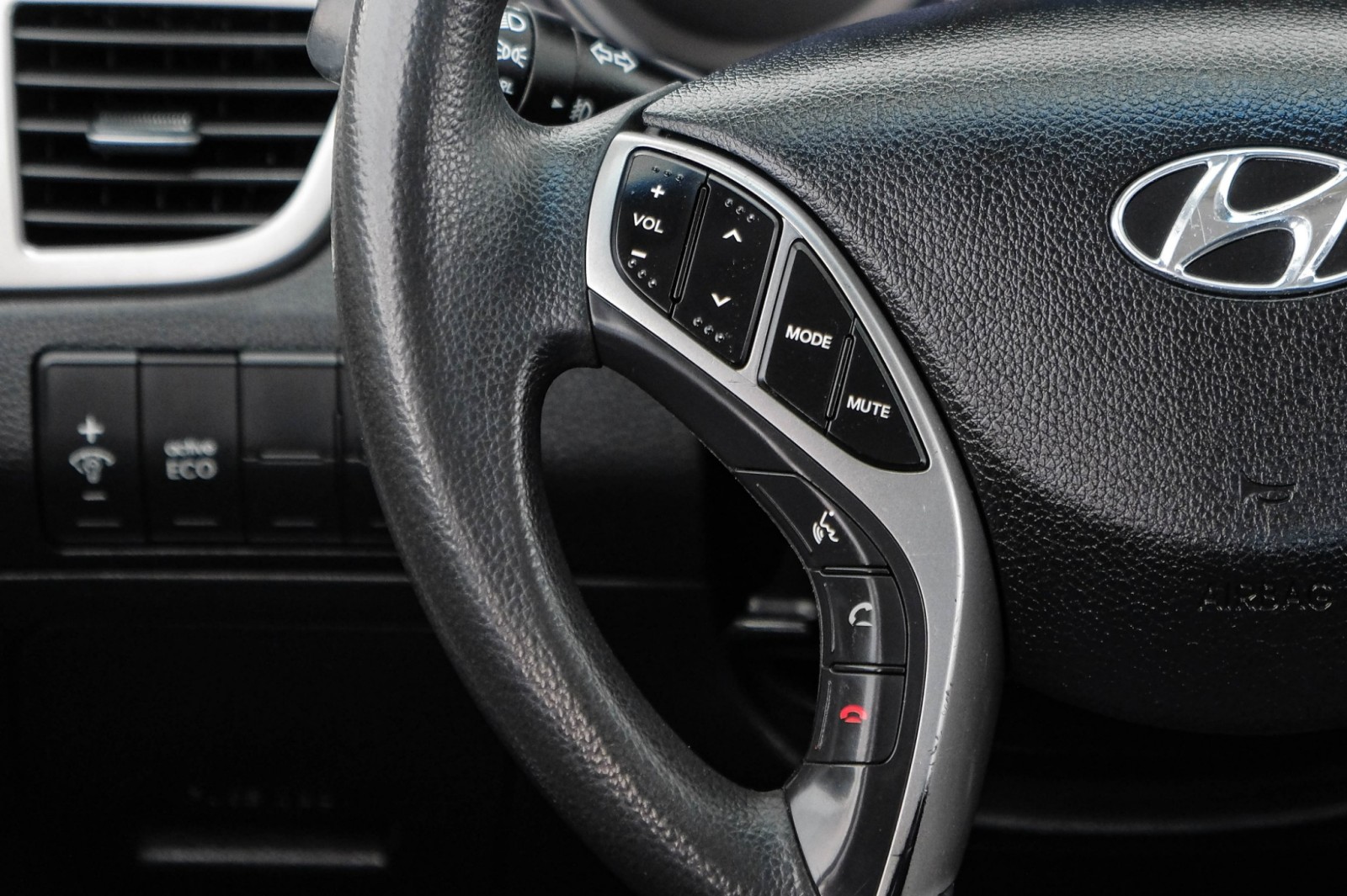2015 Hyundai Elantra GT AUTOMATIC HEATED SEATS BLUETOOTH CRUISE CONTROL AL 13